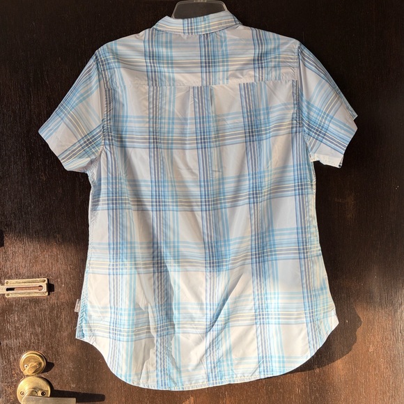Eddie Bauer short sleeve blue plaid adventure shirt. NWT - Picture 3 of 6